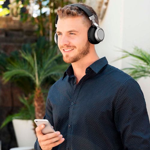 AUDIFONOS AGREGY personalizado con logo en Guatemala