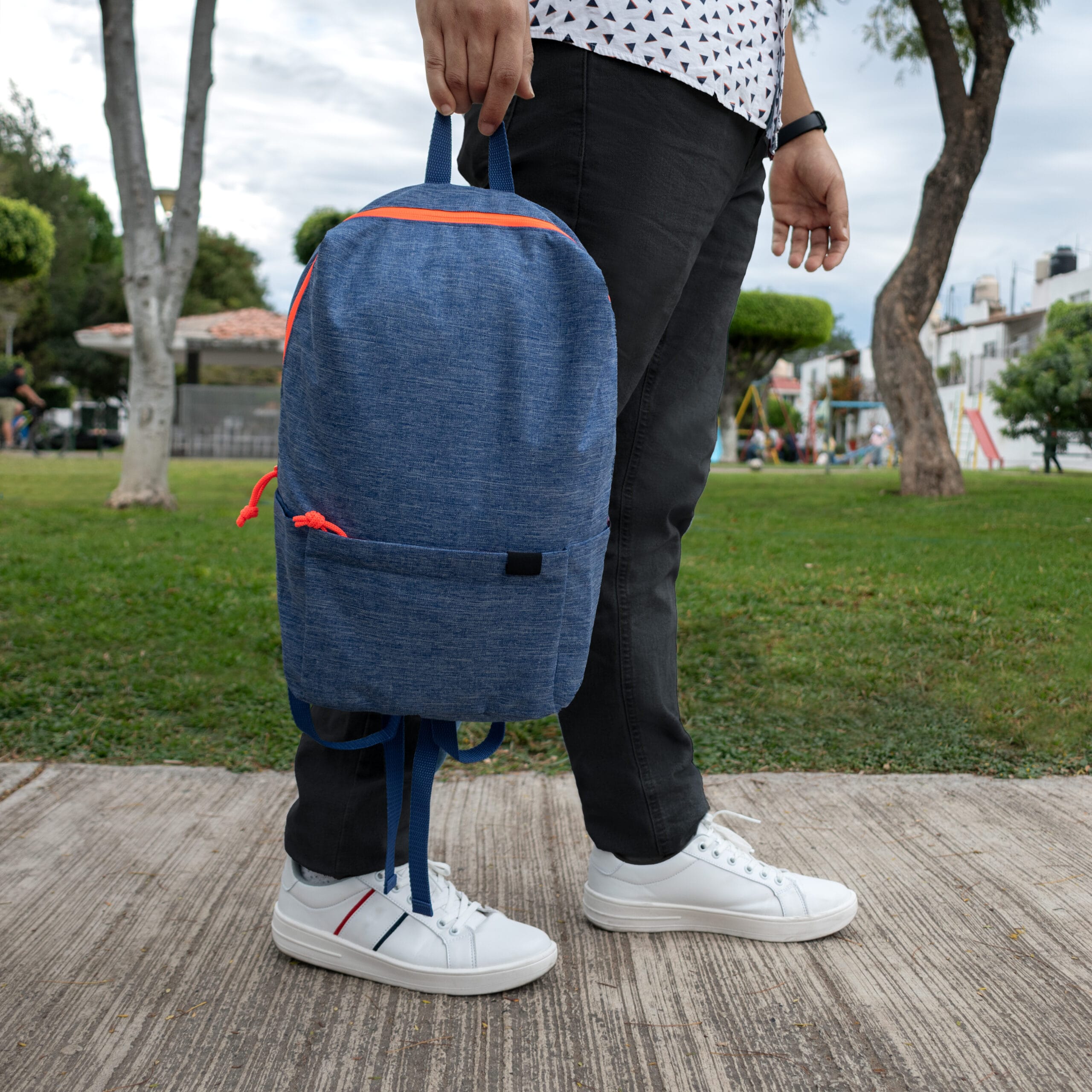 MOCHILA TENZIN personalizado con logo en Guatemala